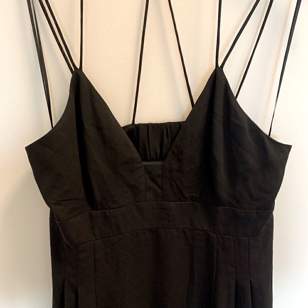 Express size 10 straps black back cutout dress - Picture 2 of 4